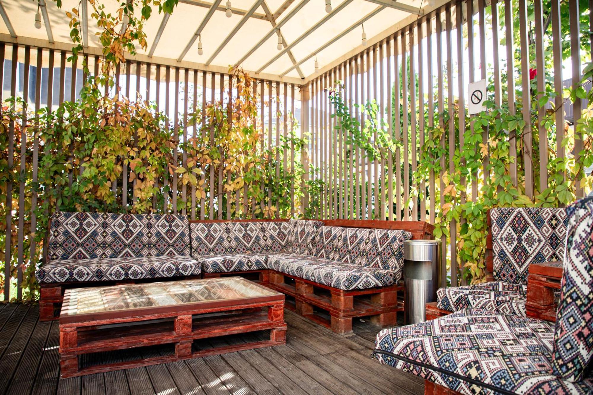 Casablanca Apart Hotel Bishkek Exterior photo